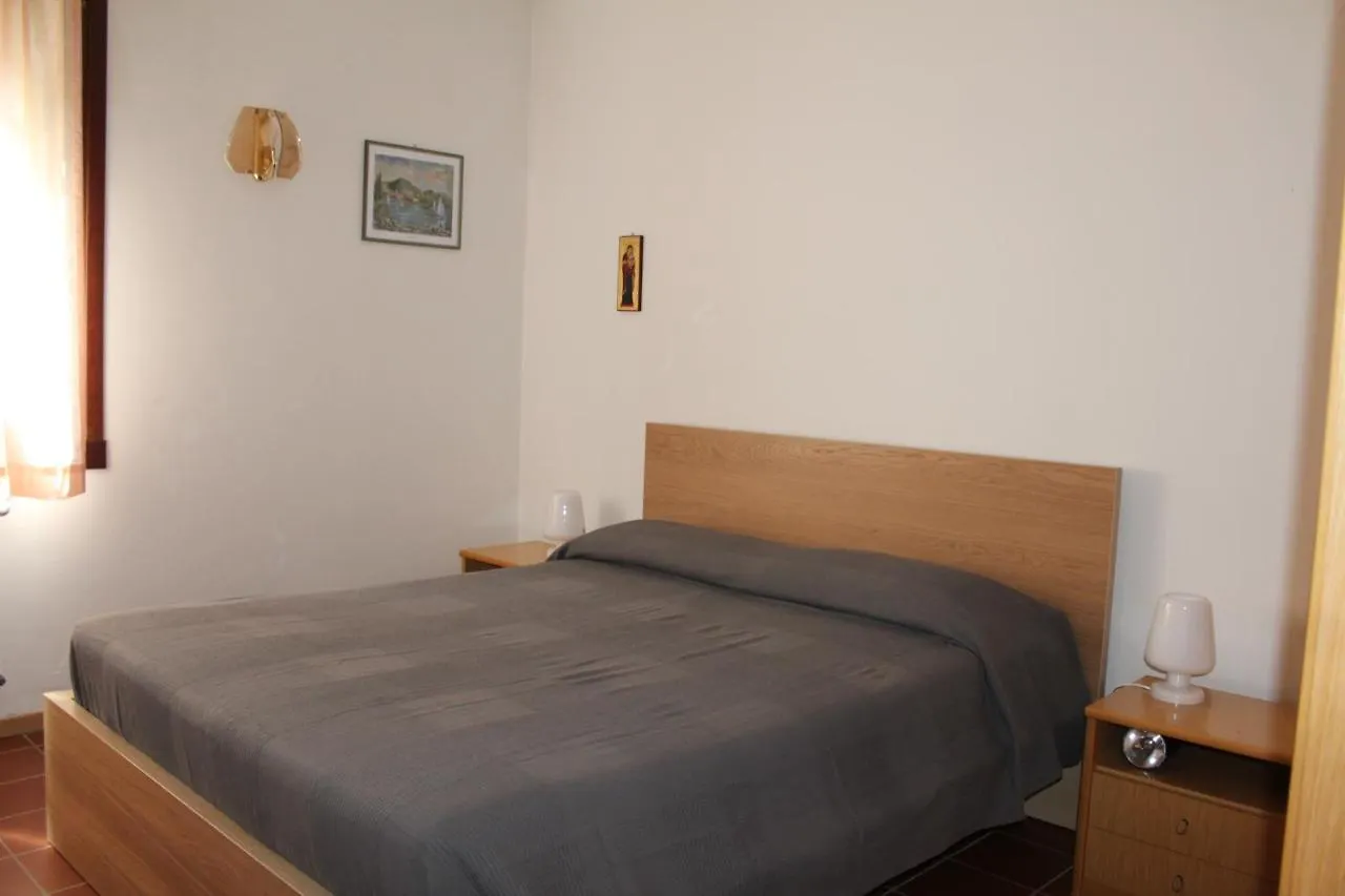 Appartamento Venzo Brenzone sul Garda 0*,  Italia